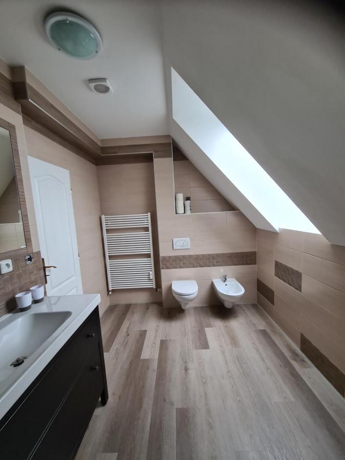 Luxusni Mezonetovy Apartman Bellevue - Novy Benecko Exteriör bild